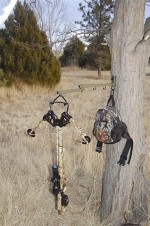 Details about   Bow Hunting Hanger Tree Stands Gear Holders 10 Pack Hooks 